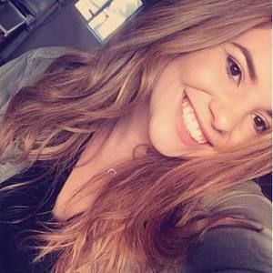 Meet your Posher, Makayla